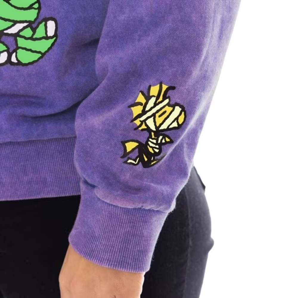 NWT Women's Character Halloween Sweatshirt - Picture 4 of 12